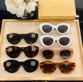 Picture of Loewe Sunglasses _SKUfw51902084fw